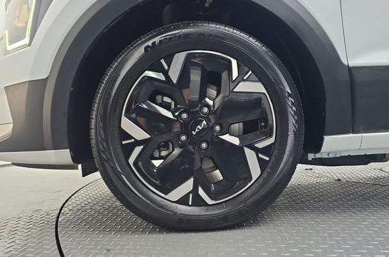Kia Niro Air — пробег 129 438 км — фото 5 из 5