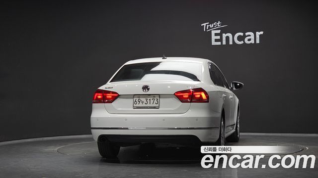 Volkswagen Passat из Кореи Encar