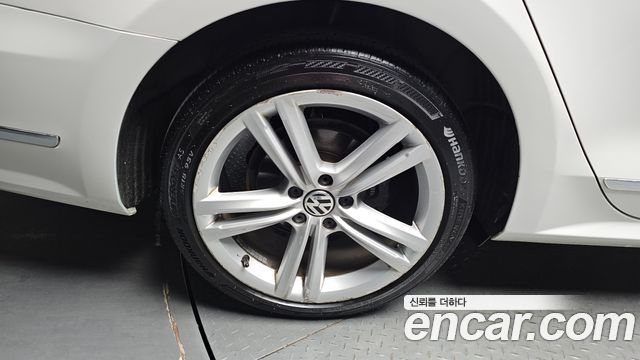 Volkswagen Passat из Кореи Encar