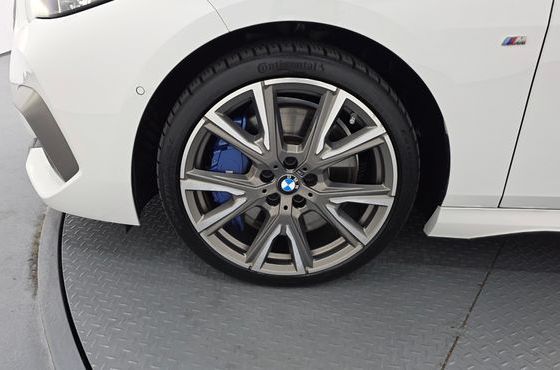 BMW 2-Series M235i xDrive — пробег 26 985 км — фото 5 из 5