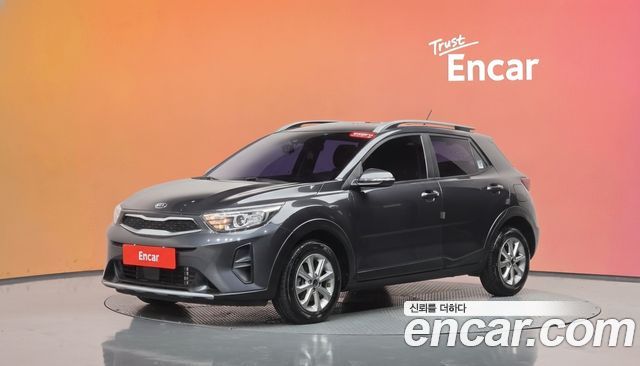 Kia Stonic из Кореи Encar