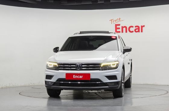 Volkswagen Tiguan 2.0 TDI Prestige — пробег 123 727 км — фото 3 из 5