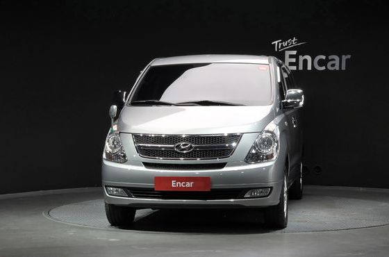 Hyundai Starex 4WD 11-Seater Wagon CVX Luxury — пробег 70 953 км — фото 3 из 5