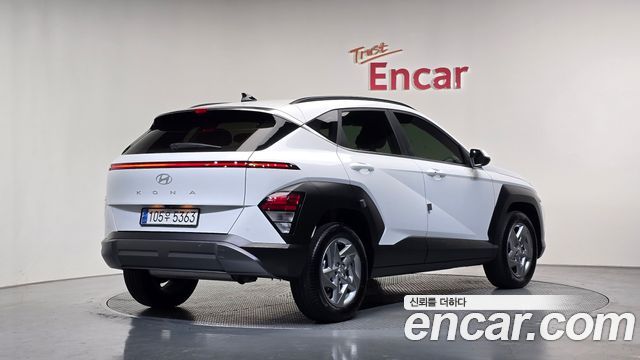 Hyundai Kona из Кореи Encar