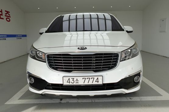 Kia Carnival 9-seater Prestige — пробег 175 442 км — фото 3 из 5