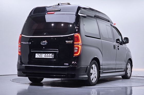 Hyundai Starex Limousine — пробег 239 922 км — фото 2 из 5