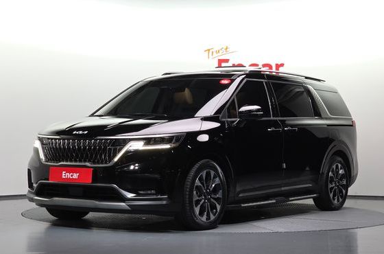 Kia Carnival Diesel 9-Seater Signature — пробег 82 069 км — фото 1 из 5