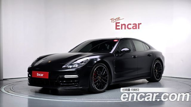 Porsche Panamera 4.0 GTS — пробег 99 243 км — фото 1 из 5