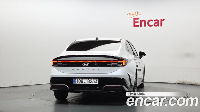 Hyundai Sonata 1.6 Turbo Exclusive — пробег 4 079 км — фото 4 из 5