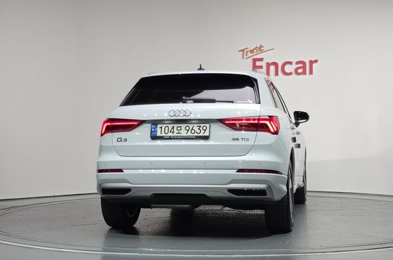 Audi Q3 35 TDI Premium — пробег 64 196 км — фото 4 из 5