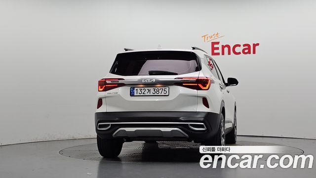 Kia Seltos из Кореи Encar