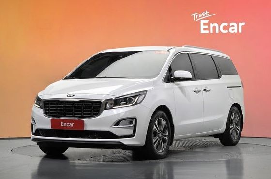 Kia Carnival 11-Seater Prestige — пробег 62 554 км — фото 1 из 5