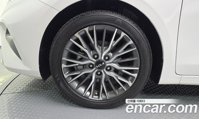 Kia K3 из Кореи Encar