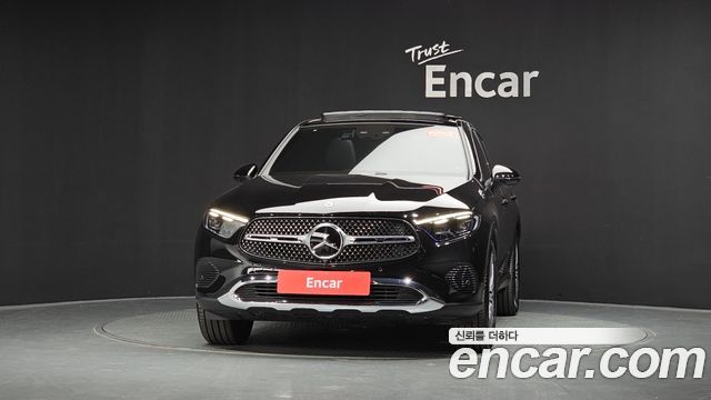 Mercedes-Benz GLC-Class GLC300 4MATIC Avnatgarde Coupe — пробег 3 038 км — фото 3 из 5