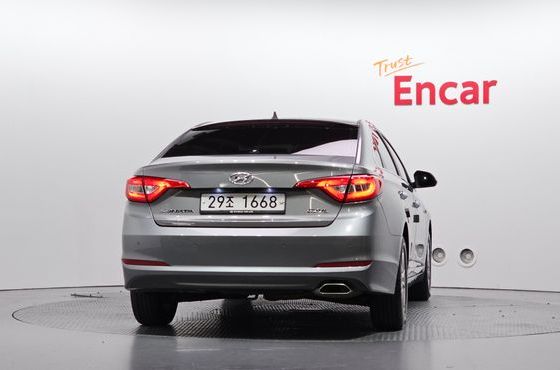 Hyundai Sonata LPI Smart — пробег 96 467 км — фото 4 из 5