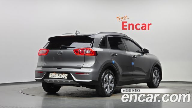 Kia Niro из Кореи Encar