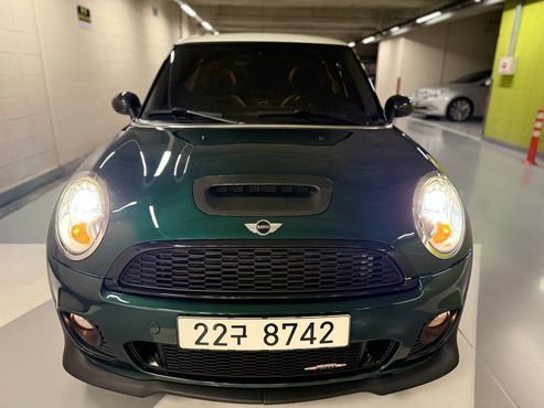 Mini Cooper JCW 2nd Generation — пробег 35 000 км — фото 3 из 5