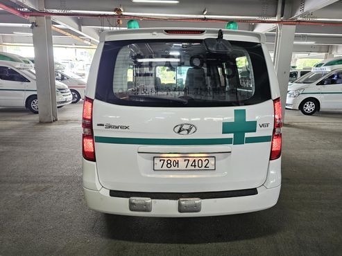Hyundai Starex Ambulance — пробег 47 000 км — фото 5 из 5