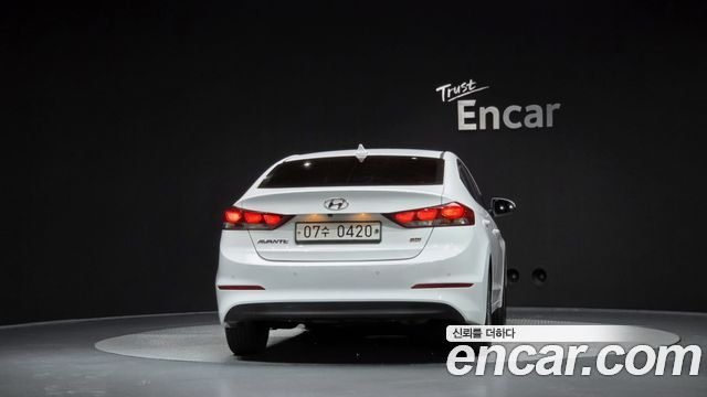 Hyundai AVANTE из Кореи Encar