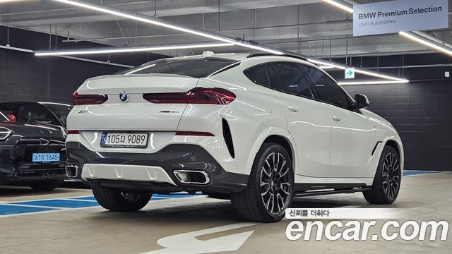 BMW X6 xDrive40i M Sport — пробег 51 289 км — фото 2 из 5