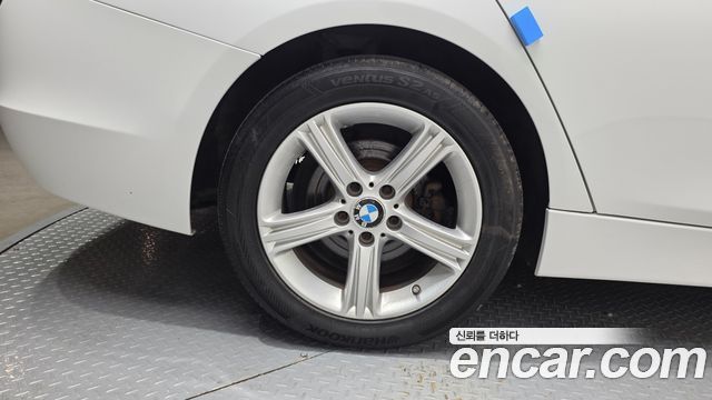 BMW 3-Series из Кореи Encar