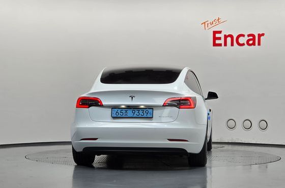 Tesla Model 3 Long Range AWD — пробег 128 605 км — фото 4 из 5