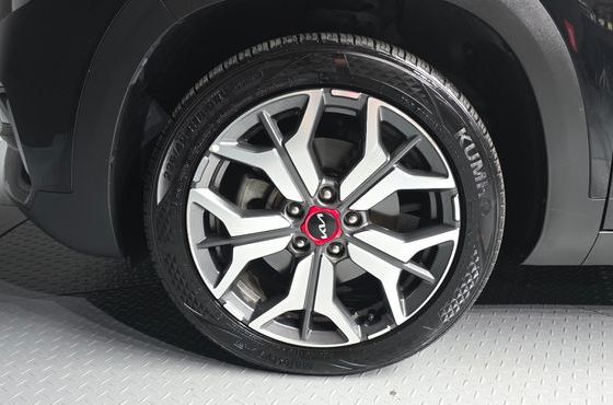 Kia Seltos Gasoline 1.6 Turbo 2WD Signature — пробег 60 095 км — фото 5 из 5