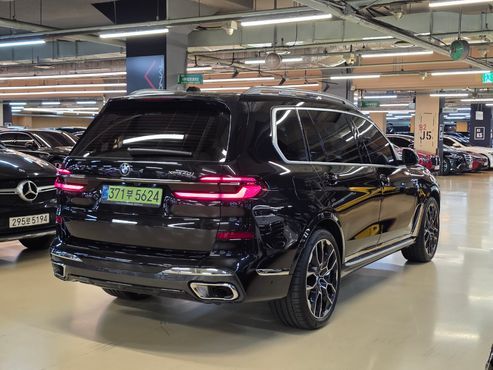 BMW X7 xDrive 40i M Sport 6STR — пробег 6 450 км — фото 2 из 5
