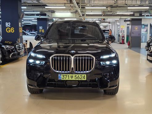 BMW X7 xDrive 40i M Sport 6STR — пробег 6 450 км — фото 3 из 5