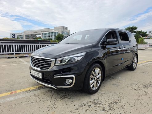 Kia Carnival 9-seater Prestige — пробег 88 012 км — фото 1 из 5