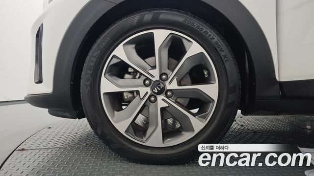 Kia Stonic из Кореи Encar