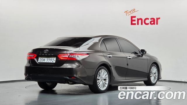 Toyota Camry 2.5 — пробег 138 236 км — фото 2 из 5
