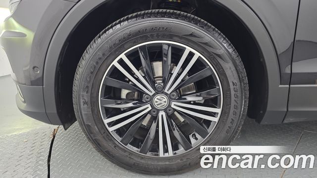 Volkswagen Tiguan из Кореи Encar