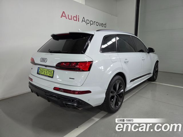 Audi Q7 50 TDI Quattro Premium — пробег 1 700 км — фото 2 из 5