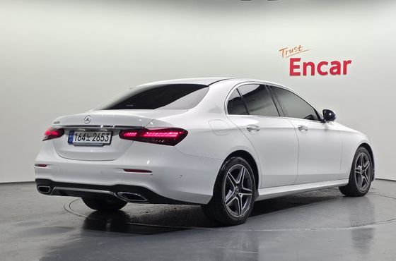 Mercedes-Benz E-Class E250 AMG Line — пробег 17 847 км — фото 2 из 5