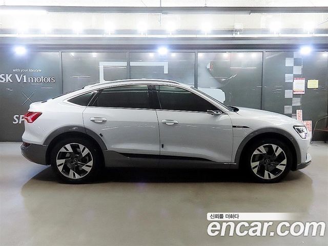 Audi e-tron 50 Quattro Sportback — пробег 150 040 км — фото 3 из 5
