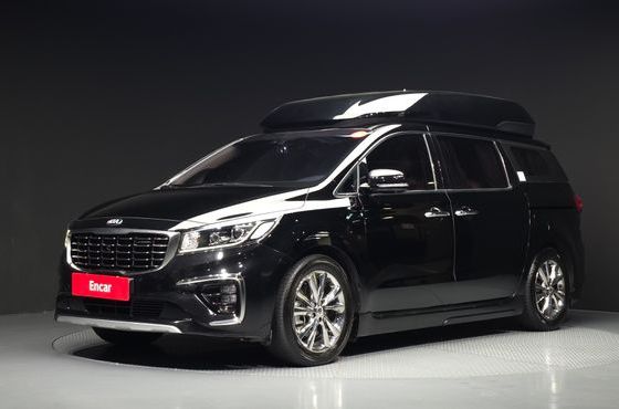 Kia Carnival Gasoline 9-Seater Hi-Limousine Noblesse Special — пробег 83 672 км — фото 1 из 5