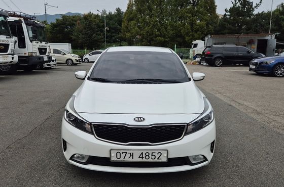 Kia K3 Deluxe — пробег 135 932 км — фото 1 из 5