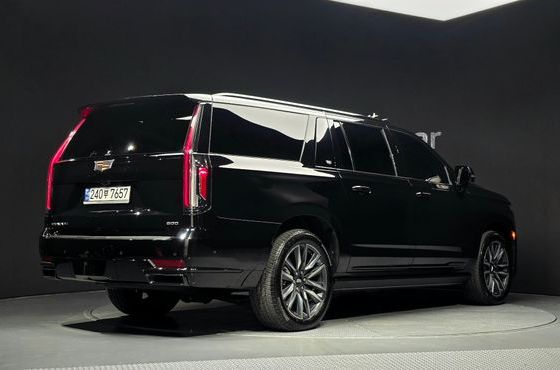Cadillac Escalade 6.2 ESV ESV Sports Platinum — пробег 27 218 км — фото 2 из 5