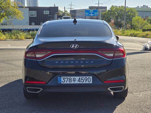 Hyundai Grandeur 2.4 Premium — пробег 84 000 км — фото 4 из 5