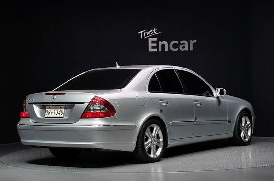 Mercedes-Benz E-Class E200K Avantgarde — пробег 139 789 км — фото 2 из 5