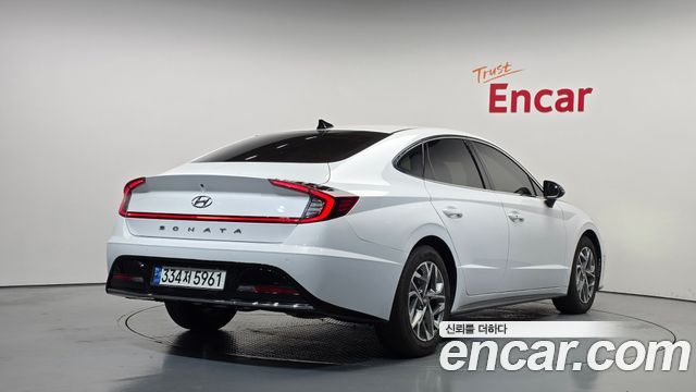 Hyundai Sonata 2.0 Premium Plus — пробег 112 737 км — фото 2 из 5