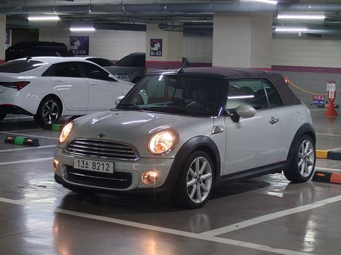 Mini Cooper Convertible High Gate — пробег 98 372 км — фото 1 из 5