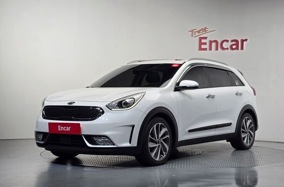 Kia Niro Noblesse — пробег 121 722 км — фото 1 из 5