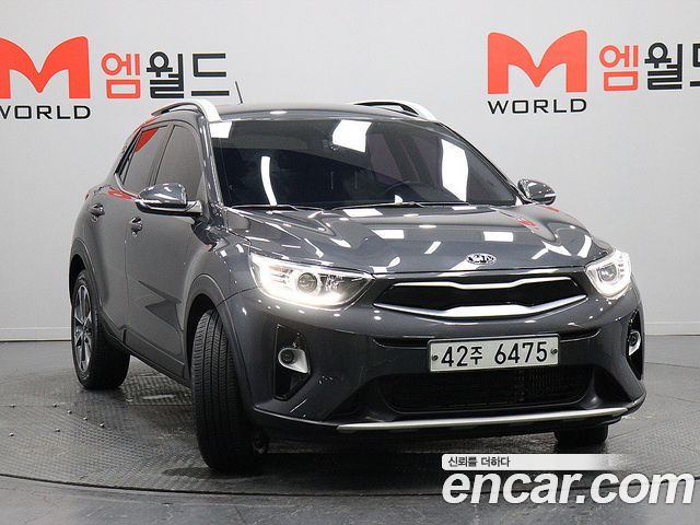Kia Stonic из Кореи Encar