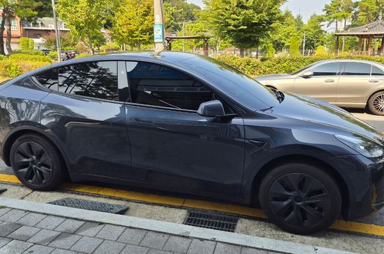 Tesla Model Y RWD — пробег 33 744 км — фото 2 из 5