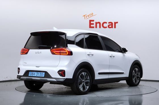 Kia Niro Air — пробег 82 098 км — фото 2 из 5
