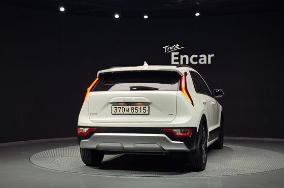 Kia Niro Trendy — пробег 84 972 км — фото 4 из 5