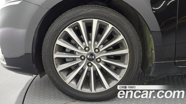 Kia K7 из Кореи Encar