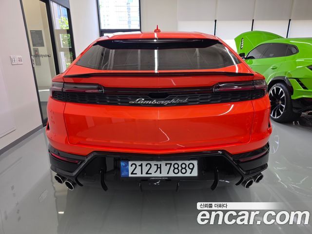 Lamborghini Urus 4.0 V8 SE — пробег 38 км — фото 2 из 5